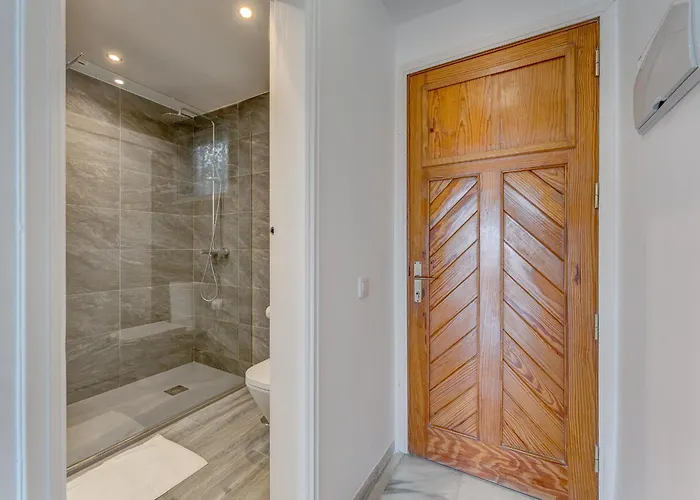 In Complex Altamira With Direct Ocean View Apartment