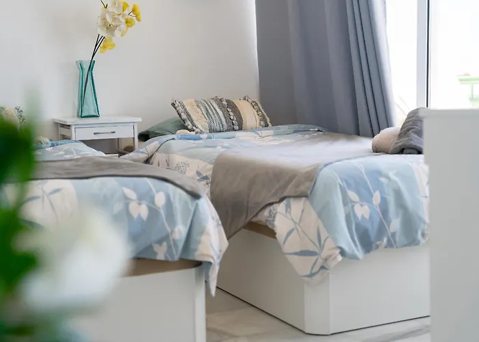 Apartment In Complex Altamira With Direct Ocean View *