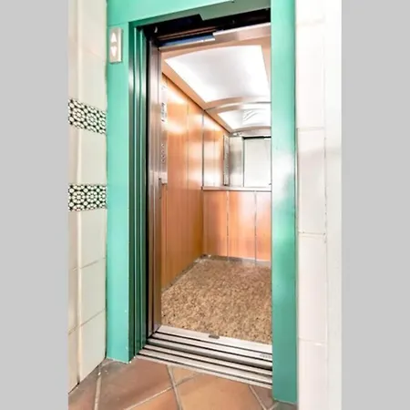 דירה In Complex Altamira With Direct Ocean View