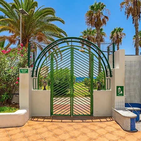 In Complex Altamira With Ocean View