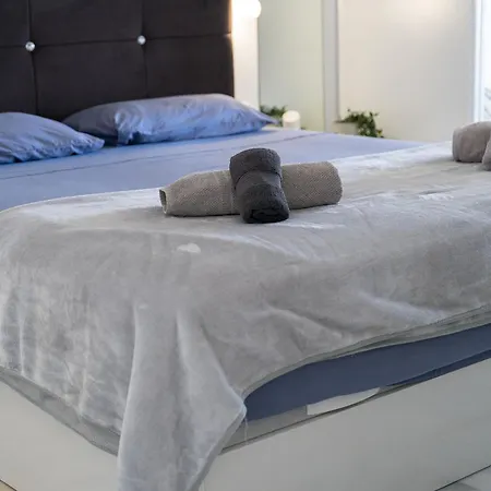 In Complex Altamira With Direct Ocean View Apartment