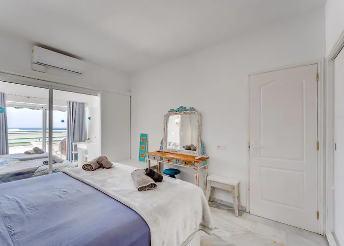 In Complex Altamira With Direct Ocean View דירה *