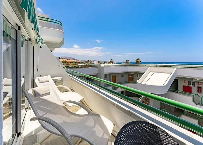 In Complex Altamira With Direct Ocean View דירה